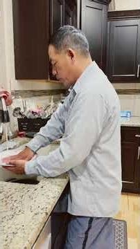 Bên Mỹ đàn ông làm việc như vậy là bình thường thôi #short #vietnam #vietnamese #cuocsongo #eb3