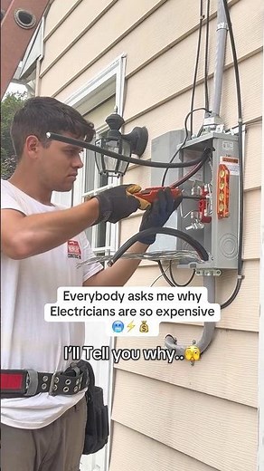 Installing 200 AMP Overhead Service🥶 Why Electricians are Expensive🤯 Do you agree? #hendythesparky