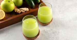Cucumber Lemon Ginger Apple Green Juice for Skin Health