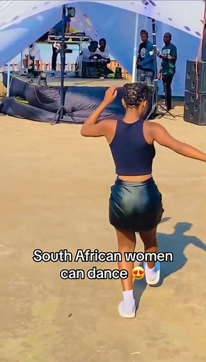 South African Women Dancing | Amapiano Dance Videos