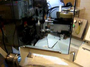 Komax Gamma 311 - Cut Strip Terminate