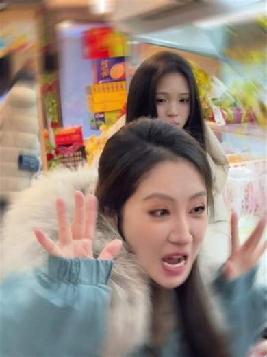 Do you think my imitation is good? #FunnyGirls #Funny