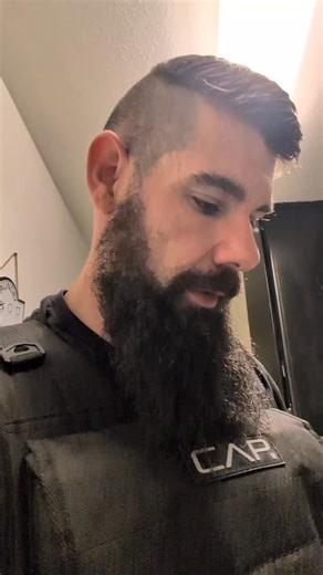 Bryan Stepanoff on Instagram: "Still cruising getting dinner done laundry all the fun stuff I rarely talk about but after that work out life doesn't just stop still long days and a million tasks to do #dadlife #fitnessjourney #healthjourney #keepgoing #mylife"