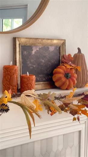 Mayra Isabel on Instagram: "Let’s decorate for fall 🍂🍁🐿️"