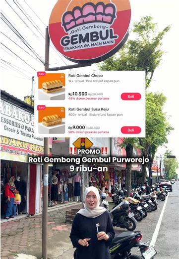 Warga purworejo ada promo roti Gembong Gembul cuma 9 Ribuan aja , kalian bisa beli melalui tag lokasi di video ini 🤩 Pecinta matcha lovers dan kopi susu juga wajib banget nyobain. Variannya ada banyak banget mulai dari asin sampai manis . Rotinya empuk dan lembut poll 😍 📍 Roti Gembong Gembul Cabang Purworejo @Roti Gembul Indonesia #kulinerpurworejo #purworejofoods #purworejo24jam #purworejokutoarjotiktok #purworejoku