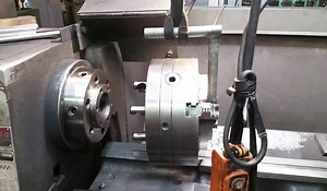 How to Remove Lathe Chuck from Lathe | Easy Method