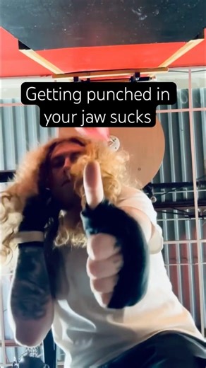 Speed bag lesson on defense #boxing #fitness #speedbag #timing #defense ✈️🏆🎁