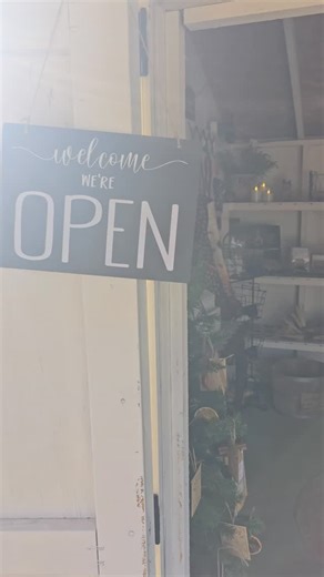The farmstand is open today and tomorrow from 10am–5pm and it’s stocked up with all the cozy goodness 🍞✨ Fresh baked: • Sourdough: Classic, Herbs & Cheese, Jalapeño Cheddar • Scones: Maple Pecan • Muffins: Banana Walnut, Coffee Cake, Double Chocolate • Cookies: Salted Caramel Dark Chocolate, Cream Cheese Cookies ’n Cream, Unreal M&M Cookie Bars Plus all the extras—bath salts, body scrubs, infused salts, seasoning blends, and more. Come by and treat yourself or grab a little something for someon