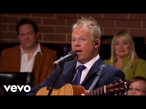 Bill & Gloria Gaither - When I Reach That Home Up There [Live] ft. Dailey & Vincent