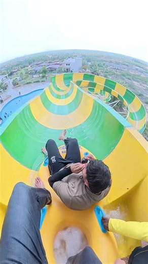 Extreme Water Slide POV 💨 Crazy Fast Ride With Best Friend
