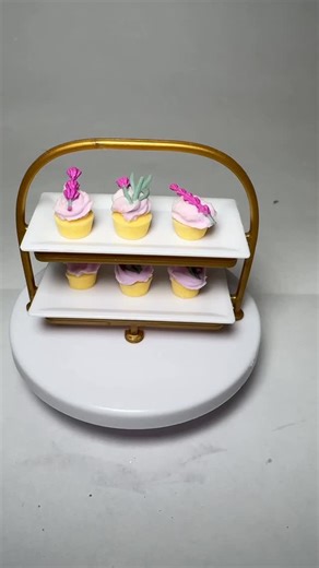 Raven’s Toybox on Instagram: "Baking some mini cupcakes From Scratch 🧁 @officialminiverse From Scratch Series 1 (my icing was dried out so the final product is one I did when this series first released 😭) #fyp #fromscratch #mini #miniverse #baking"