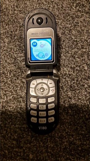 Motorola V180 startup/insert SIM/shutdown