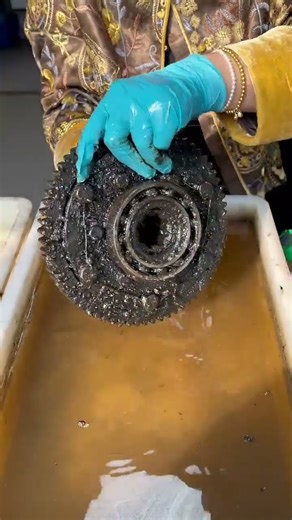 #MetalSurfaceTreatment #OilCleaning #Degreasing andRusting#shortsfeed #shorts