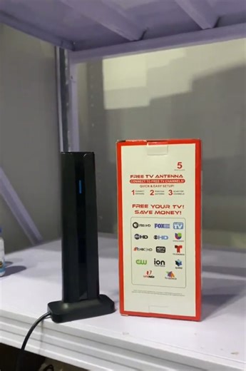 STOP Paying Cable Bills! 💸 Our 4K HDR TV Antenna gives you free, crystal-clear FULL HD channels (ABC, CBS, FOX & more) from 1000 miles away. It’s the smartest way to watch sports and shows. Free your TV now! 📺 | Pickoriaqis-A