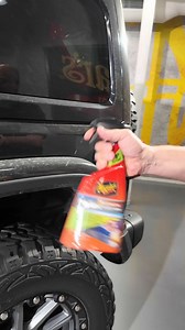 How do you clean without water while adding some ceramic protection? Hybrid Ceramic Waterless Wash & Wax! New for 2025! Available Now! Click here if you want to go waterless! https://s.meguiars.com/7nf53wkg #meguiars #waterless #carwash #jeep #newproduct | Meguiar's