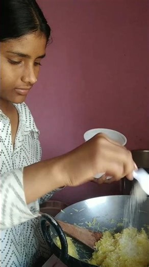 halva 😍😍#halva #resipi #minivlog #firstvlog #vlogsong #youtubemusic