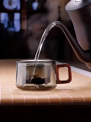 Borosilicate Glass Tea Cup with Filter – 200ml Clear Mug