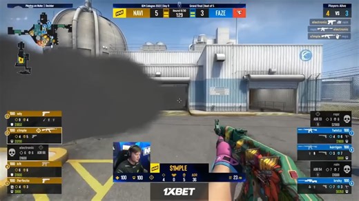 一起来欣赏一下s1mple 年轻时的反应！漏就秒，恐森症