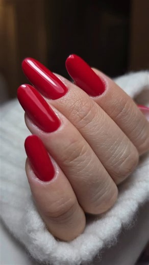 KASHMIR CONCEPT | Beauty Salon on Instagram: "Get your #perfectnails💅🏻❤️ at @kashmirconceptbykarina ✨✨ Programari : 0726.900.911✨✨ #fyp #kashmirluxury #beauty #nailsofinstagram"