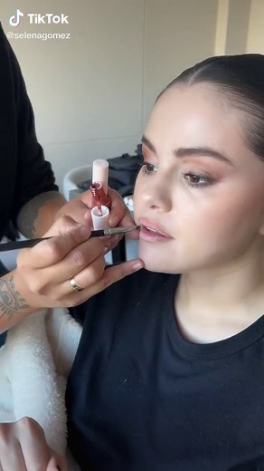 Playing around with my new @rarebeauty spring collection.💄 by @Cynthia Di Meo