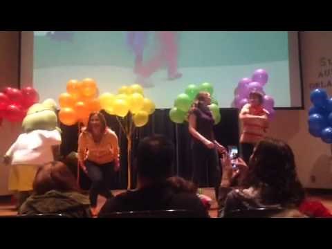 Signing time live- Leah's farm