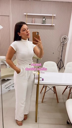 Chic Dentist Outfits for a Stylish Workday