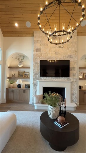 Luxury Home Tours: Discover Classy Traditional Homes