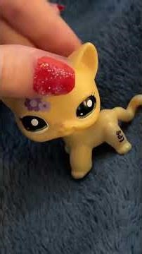 If you think my nails are fake like the video if you think they’re not fake, hit the thumb button