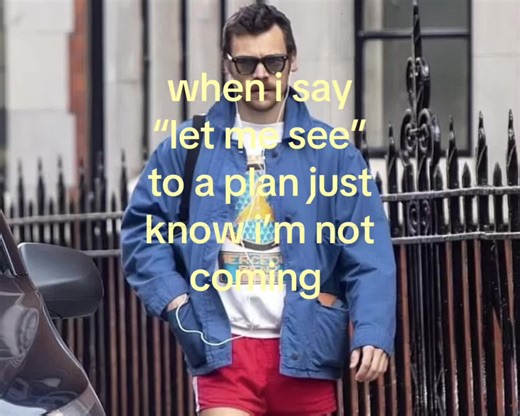 Understanding Girl Blogger Strategies