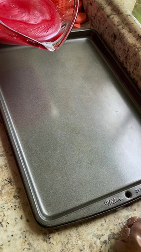 26K views · 393 reactions | Panning out for our second batch of this wax melt brittle 朗 #homedecor #citrus #homestudio | The Starlit Corner | Facebook