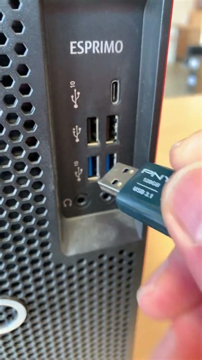 The USB stick paradox - two ways to connect - three tries