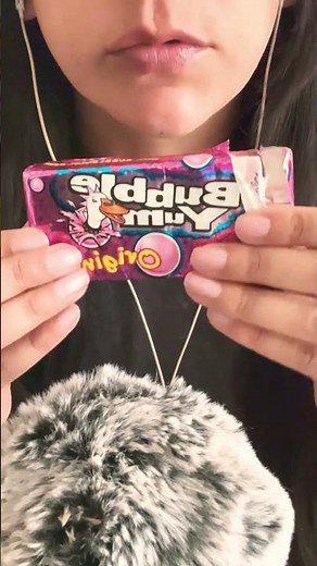 BUBBLE YUM 🍬 ASMR Gum chewing , popping sounds ✨💖#asmr