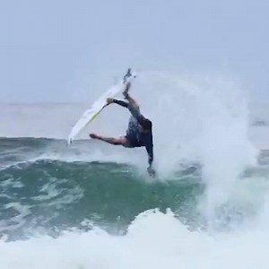 Jack Freestone is looking fluid and fresh for the start of the 2020 CT season on the Gold Coast 👍 Video: Dan Scott | World Surf League