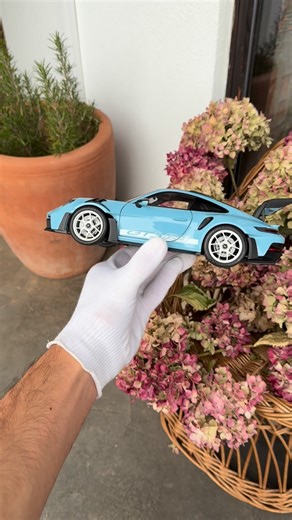 VK scales on Instagram: "Gulf blue🩵🤍🩵 #modelcars #992gt3rs #porschegt3rs"