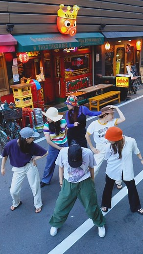 hirokoboogie ﾋﾛｺﾌﾞｷﾞ- on Instagram: "With my girls‍♀️勇Boogie Night @dance_nago @nananmilkyway @08_kumeko_11 @hozuki22 @ako_dddn My favorite place in Osaka @takotakoking__thankyu_bridge  @_utstu_ #dance #streetdance #danceclass #dancelessons #souldance #partygroove #souldance #dancechoreography #lockdance #locking #locker #ダンス動画 #ダンスレッスン"