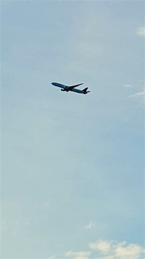 Airplane Take off Sound (Air Canada)