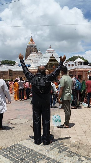 2.1K reactions · 66 shares | Jai Jagannath  Puri Jagannath mandir ka rahasya  Aaj Tak koi bhi Jaan nahin sake ♥️ bade se bade vaigyanik bhi Har man gaye hain ❤️ boliye Jay Jay Jagannath ‼️ | Divyanshi Sahu | Facebook