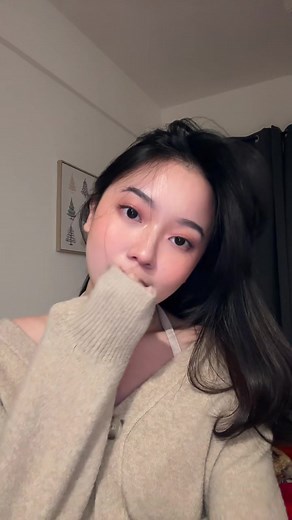 Hair Care Tips: Styling for Long Dark Hair