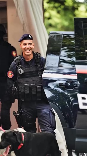 Beautiful Police Officer Caught on Camera