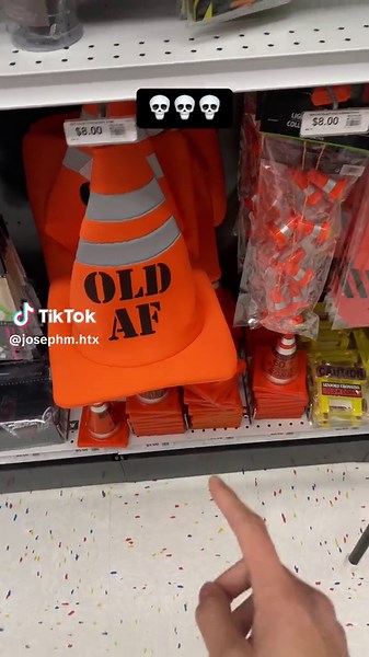 Man I’m dead 💀💀💀 #halloween #imdead #fyp #skeleton #dead