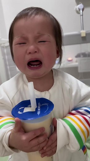 baby is crying 🥺😭 #cute #babytiktok #foryou #cutebaby #baby @TikTok Bangladesh