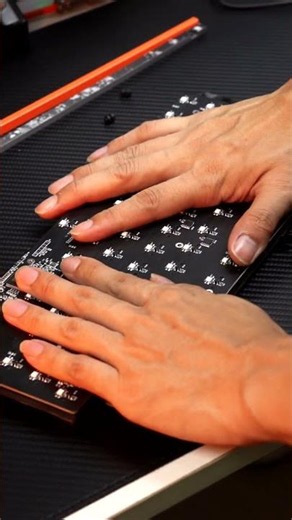 "your keyboard has an ear （touch screen）" #mechanicalkeyboard