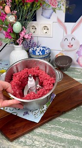 Ciorba de perisoare cu multe legume. Reteta 🌸2 cepe 🌸1/2 telina 🌸3 pastarnaci 🌸4 morcovi 🌸2 ardei 🌸500 gr rosii 🌸patrunjel sau leustean 🌸sare dupa gust 🌸cimbru 🌸1/3 praz 🌸oase de vita Reteta perisoare 🌸500 gr carne de vita 🌸1 ceapa 🌸2 linguri de orez spalate 🌸1 ou 🌸sare piper | Ella Cooking