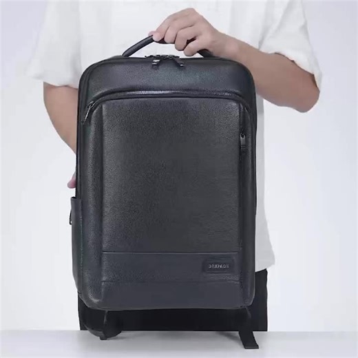 真皮系列，畅销款之GP-02353，最热卖款型，头层牛皮材质，高品质定型包，背出精气神，用料讲究，做工精湛，常备现货，无起定量要求增加商标！