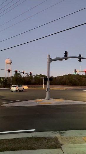 How Traffic Light Cameras Work: Getting You the Green Light