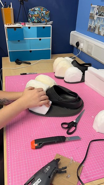 Creating Digi Feet Paws for Fursuits: A Step-by-Step Guide