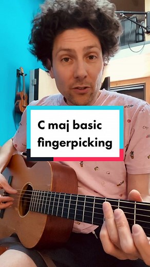 Learn this basic fingerpicking pattern for a C maj chord #fingerpicking #guitartutorial #acousticguitar #fingerstyle #learnguitar