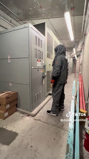 Electrical Explosion Video Highlights: Safety Concerns & Hazards