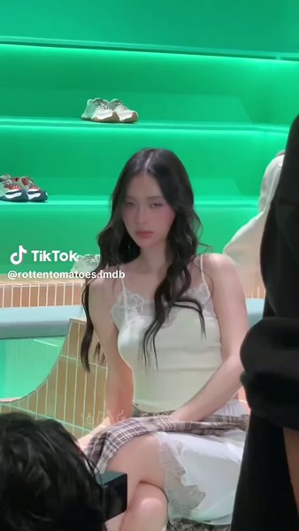 Nữ Hoàng Xinh Đẹp: Milk Pansa và Tình Yêu