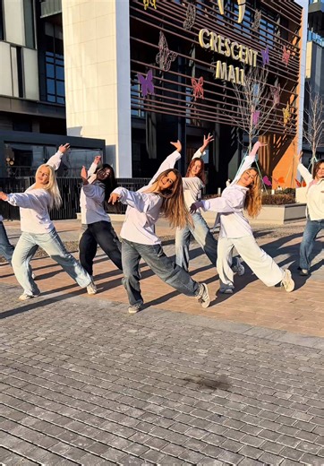 Baku Dancers Shine at Eurovision 2025